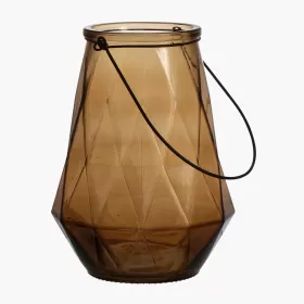 Ljuslykta diamant, Sally i glas